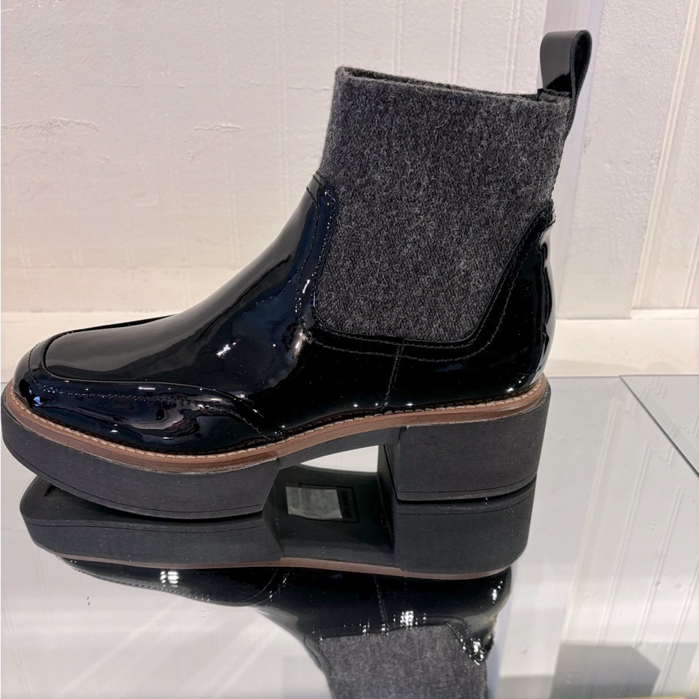 SOLD OUT ---- Dolce Vita BNIB Waterproof patent leather boots - Picture 1 of 3